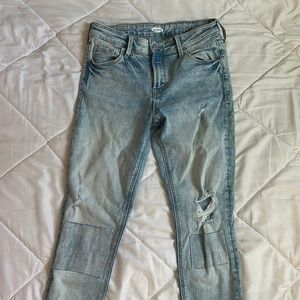 Old Navy light blue skinny jeans